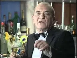 Dans l'émission télévisée "Palace", Jean Carmet nous délectait de ses réflexions sur les petits tracas du quotidien, accoudé à son comptoir préféré. Quel était le nom de cette séquence ?