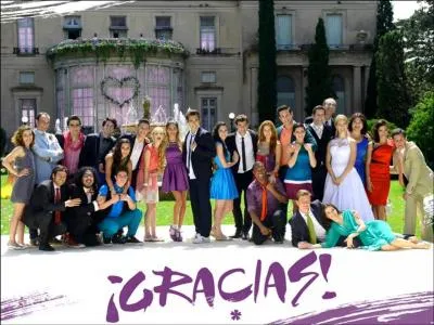 Quelle est la chanson finale de Violetta interprétée par toute la troupe ?