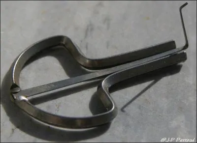 Il faut gratter pour trouver : GBR !