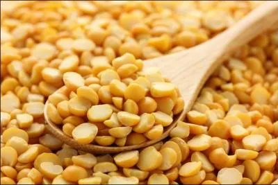 Si je vous prépare des gâteaux piments à la mode mauricienne, que vais-je employer comme type de pois cassés ?