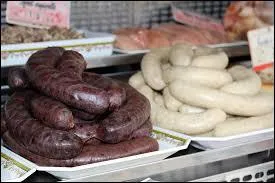 Qu'est-ce qui différencie le boudin blanc du boudin noir ?