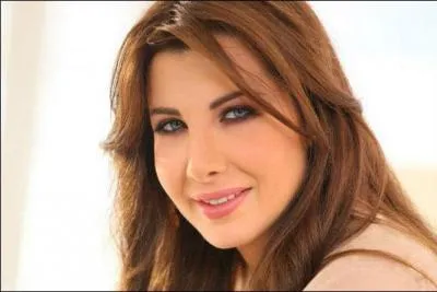 Chanteuse libanaise très connue née le 16 mai 1983 à Achrafieh/Beyrouth...