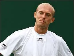 Dans quel sport a-t-on pu voir Nikolay Davydenko ?