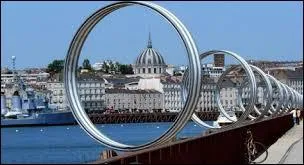 Actuellement, laquelle de ces villes est la sixième commune la plus peuplée de France ?