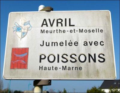 Saluée par les réseaux sociaux, la palme de la meilleure plaisanterie du 1er avril revient à une entreprise française, qui déclara exporter des slips parfumés à la truffe !