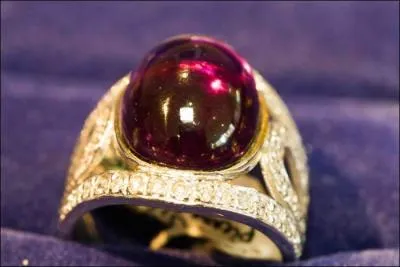Quelle est cette bague ?