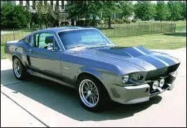 Quel est le nom de cette voiture ?