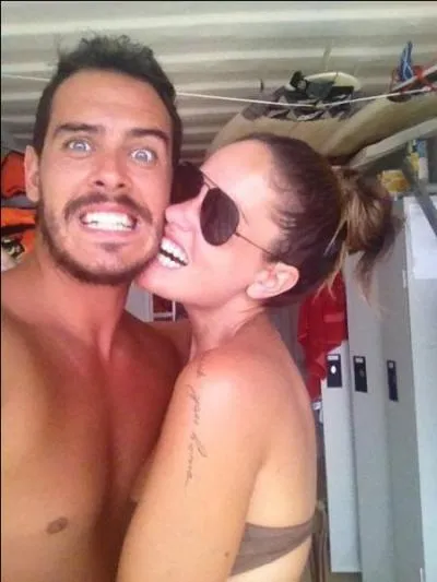 Comment s'appelle la copine de Flo ?