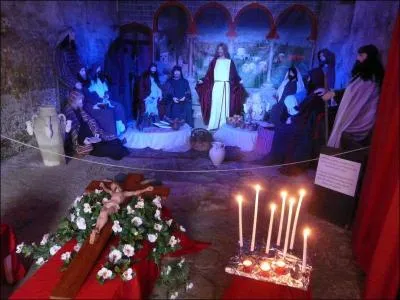 Que lit-on pendant la messe du Vendredi saint ?