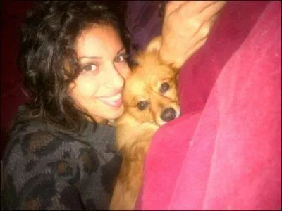 Comment s'appelle la chienne de Tal ?