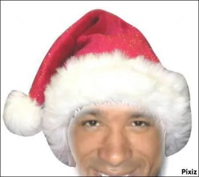 Qui porte le bonnet du père Noël ?