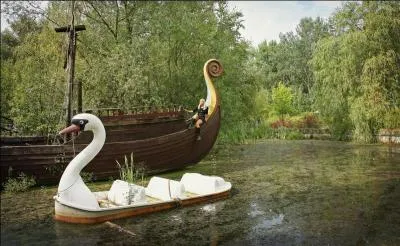 Le parc fut mis en vente en février 2014.