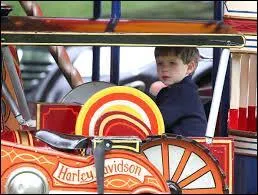 Qui est ce petit garçon ?