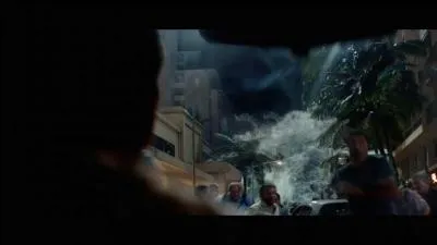 Qu'est-ce qui provoque le tsunami ?