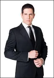 Dans la saison 3, qui German épouse-t-il ?