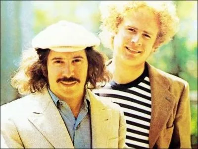 Paul Simon et Art Garfunkel ont chanté ''The Boxer'' , une chanson qui participa au succès de leur album...