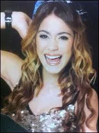 A-t-elle un petit ami ? (avril 2015) Si oui, quel est son prénom ?