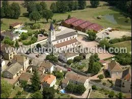 Le village bourguignon de Saint-Maurice-lès-Châteauneuf se situe dans le département ...