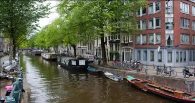 Connaissez-vous la ville choisie par l'écrivain Cees Nooteboom comme décor pour son roman "Rituels" paru en 1983 ?