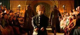 J'ai été impliqué dans le procès accusant Tyrion Lannister de régicide, je ne fais pas partie de la garde royale et je n'ai participé à aucun conseil restreint. Qui suis-je ?