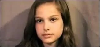 Qui est-ce ? 
Indice - Elle a un ami qui s'appelle Léon et un qui s'appelle Thor.