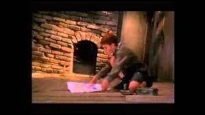 Quelle est la première chanson interprétée par le petit garçon ?