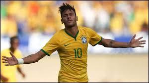 Dans quelle ville brésilienne ce grand footballeur est-il né, le 5 février 1992 ?