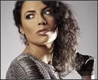 Et pour finir, elle chante "Je te promets, Tourner la page .. : c'est donc..