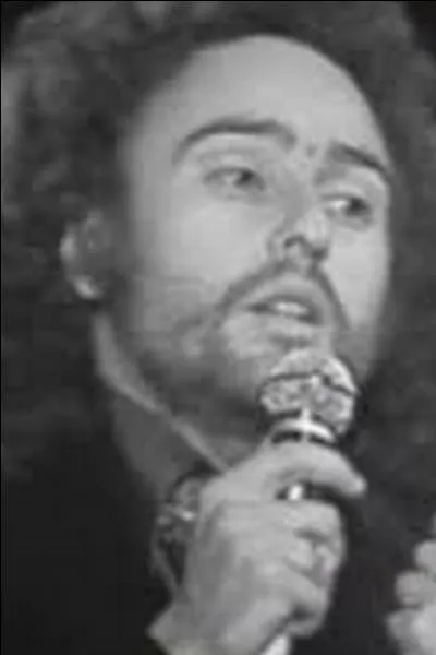 Qui est ce chanteur ?