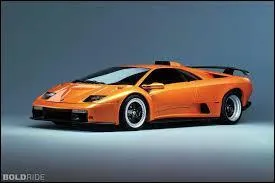 Quel est le modèle de cette Lamborghini ?