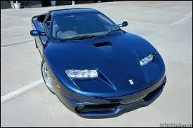 Quel est le modèle de cette Ferrari ?