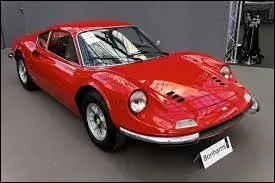 Quel est le modèle de cette Ferrari ?