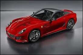 Quel est le modèle de cette Ferrari ?