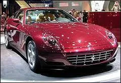 Quel est le modèle de cette Ferrari ?