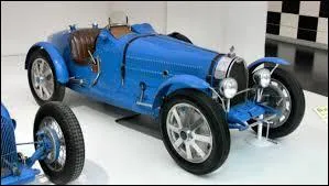 Quel est le modèle de cette Bugatti ?