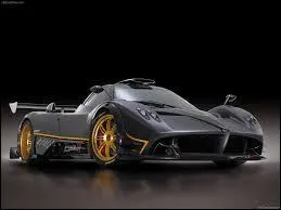 Quel est le modèle de cette Pagani ?