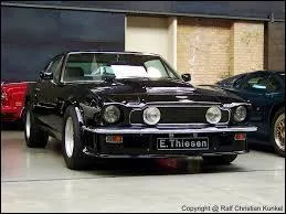 Quel est le modèle de cette Aston Martin ?