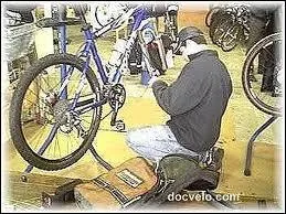 Comment se nomme l'inventeur de la rustine ?