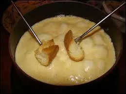 Il y a certains risques à perdre son pain.... en tout cas dans le caquelon de la fondue au fromage. Dans quelle très célèbre BD le problème devient-il récurrent et hilarant ?