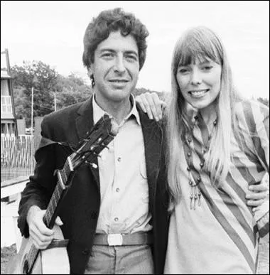 Parmi tous les noms suivants, quelle liste est l'intruse ?