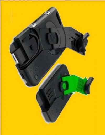 Voici une coque de smartphone avec manivelle de recharge. Il suffira de mouliner pendant 1 minutes et 40 secondes pour offrir 1 heure d'autonomie à votre smartphone.