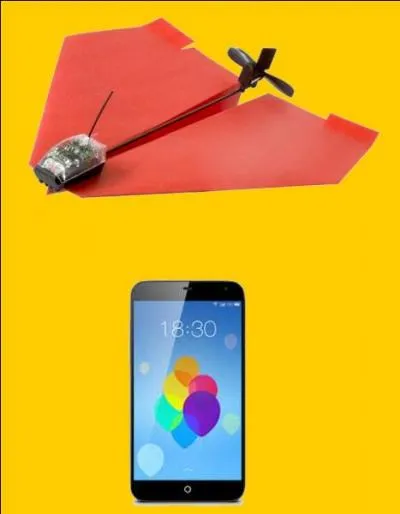 Les avions en papier sous contrôle avec votre smartphone et l'application fournie sont prêts.