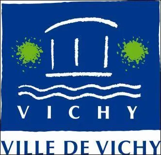 Vichy se trouve à l'est de Clermont-Ferrand.