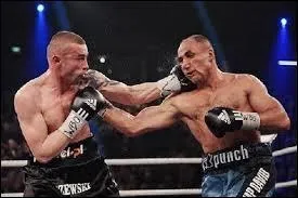 Que veut dire l'expression "mener un combat sans merci" ?