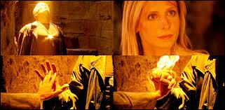 Que se passe-t-il quand Buffy prend la main de Spike à la fin de la saison 7 ?