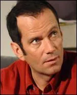 Comment se prénomme-t-il ?