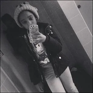 Comment Sheryl s'habille-t-elle ?