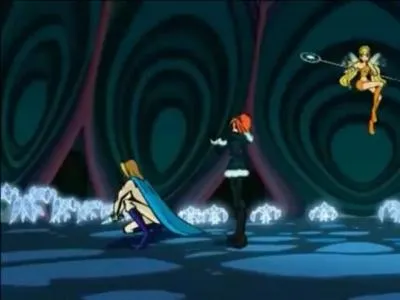 Elles se feront poursuivre dans le château et se battront avec eux dans une salle. Mais une aide inattendue viendra les aider. Qui les aidera ?