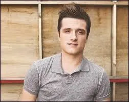 Comment s'appelle cet acteur de "Hunger Games" ?