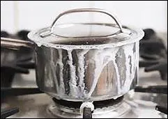 Depuis la 3e question, si certains montraient de l'agacement, serait-ce parce qu'ils sont ------ ?